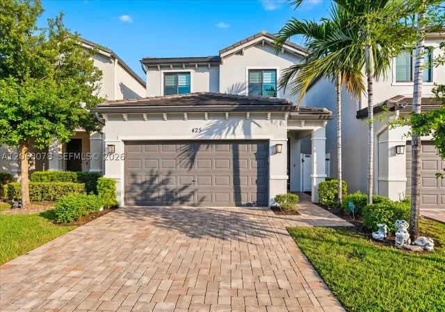 1st image of 425 Nw 33rd Ln, Pompano Beach, FL 33069 | MLS# A12060078