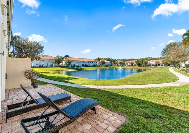 3rd image of 16154 Poppyseed Cir #1004, Delray Beach, FL 33484 | MLS# B26058214