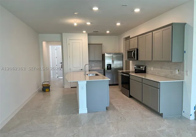 4th image of 6121 Rancho Ln, Green Acres, FL 33415 | MLS# A12062363