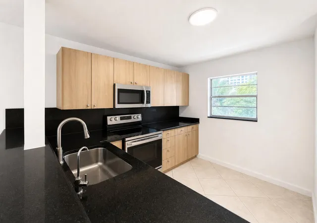 3rd image of 1541 S Ocean Blvd #219, Pompano Beach, FL 33062 | MLS# B26058287