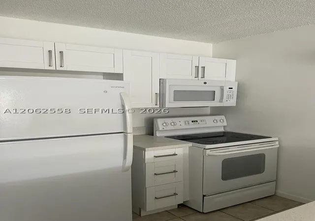 5th image of 2771 Riverside Dr #307-A, Coral Springs, FL 33065 | MLS# A12062558
