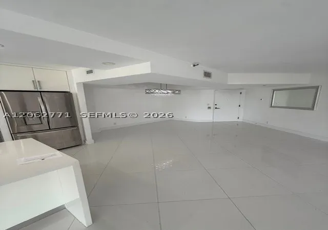 4th image of 19707 Turnberry Way #24B, Aventura, FL 33180 | MLS# A12062771