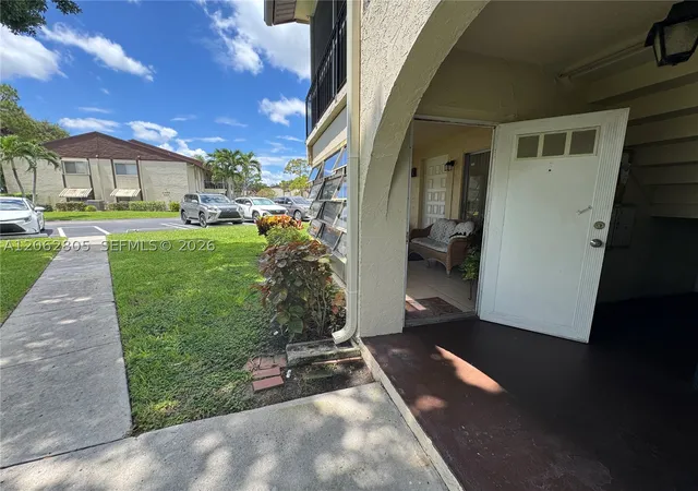 4th image of 5773 La Pinata Blvd, Greenacres, FL 33463