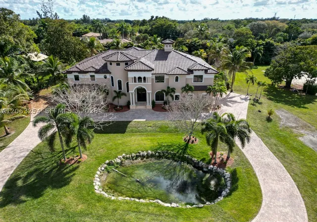 Photo 2 of Single family home for sale at 11930 Nw 8th St, Plantation, FL 33325 | MLS# A12063254 | Listing updated on 2026-08-06