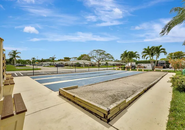2nd image of 5073 Lakefront Blvd, Delray Beach, FL 33484