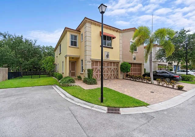 36th image of 2134 Sabal Tree Ct, West Palm Beach, FL 33411 | MLS# B26058845