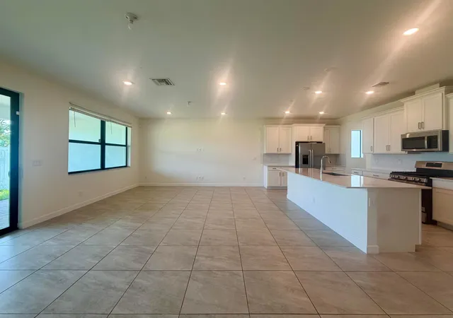 3rd image of 19667 Rugged Trunk Trl, Loxahatchee, FL 33470 | MLS# B26059015