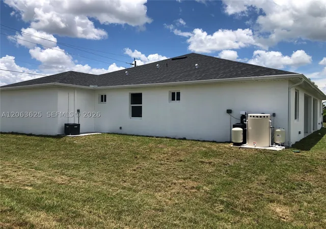 Photo 3 of House for sale at 4568/4570 Golfview Blvd, Lehigh Acres, FL 33973 | MLS# A12063625 | Listing updated on 2026-08-02