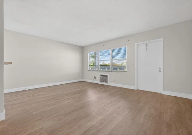 4th image of 20 Dorset A, Boca Raton, FL 33434 | MLS# B26059131