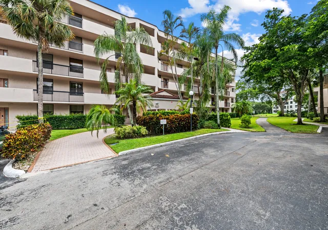 2nd image of 2768 Carambola Cir S, Coconut Creek, FL 33066