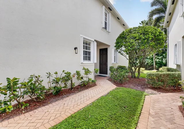 2nd image of 16129 Poppyseed Cir #1608, Delray Beach, FL 33484 | MLS# B26059306
