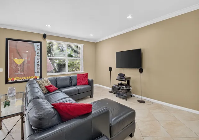 4th image of 16129 Poppyseed Cir, Delray Beach, FL 33484