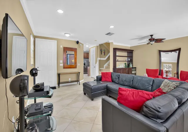 5th image of 16129 Poppyseed Cir, Delray Beach, FL 33484