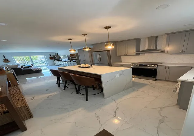 3rd image of 120 Lehane Ter #206, North Palm Beach, FL 33408 | MLS# B26059438