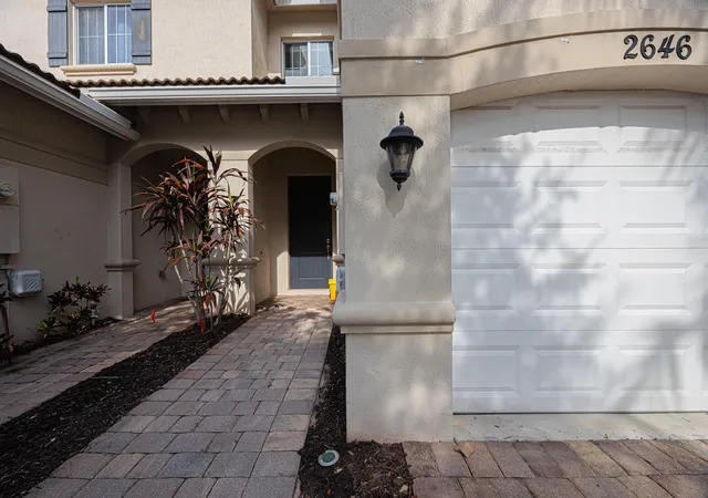 3rd image of 2646 Webb Ave, Delray Beach, FL 33444 | MLS# B26059450