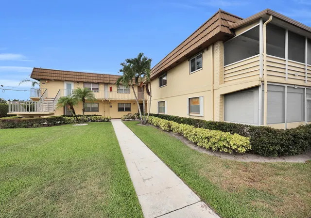 1st image of 146 Saxony D #146, Delray Beach, FL 33446 | MLS# B26059453