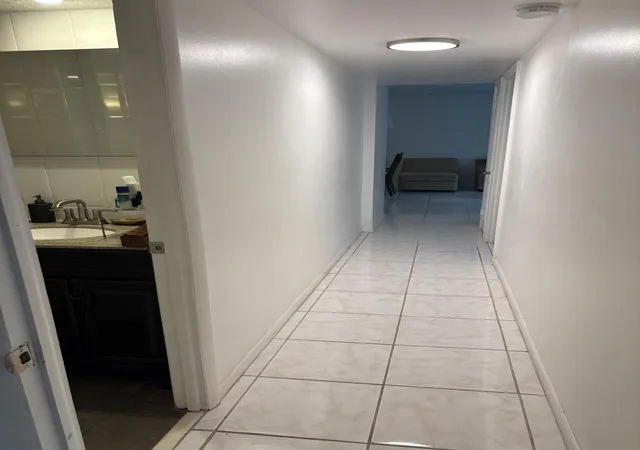 2nd image of 3113 S Ocean Dr, Hallandale Beach, FL 33009