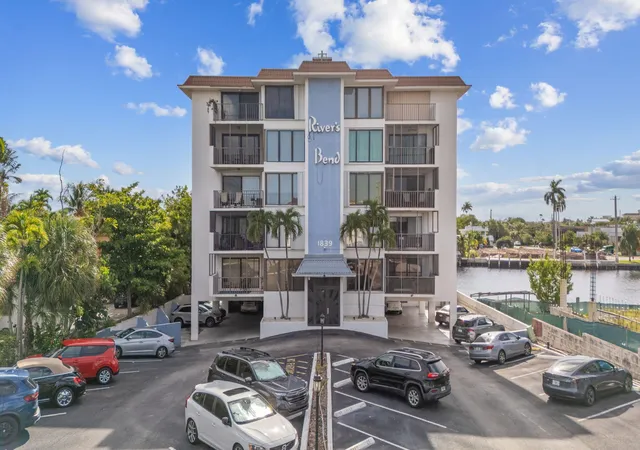 2nd image of 1839 Middle River Dr #501, Fort Lauderdale, FL 33305 | MLS# B26059551