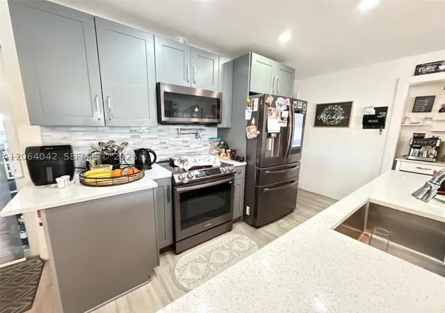 Photo 2 of Single family home for sale at 1250 Nw 46th St, Deerfield Beach, FL 33064 | MLS# A12064042 | Listing updated on 2026-08-03