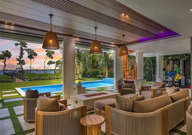 Photo 2 of Single family home for sale at 39 Mutiny Pl, Key Largo, FL 33037 | MLS# A12064182 | Listing updated on 2026-08-03