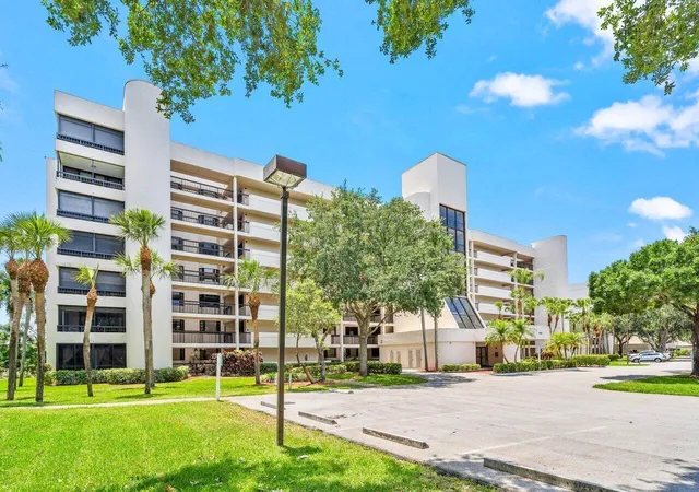 1st image of 6320 Boca Del Mar Dr #302, Boca Raton, FL 33433 | MLS# B26059593