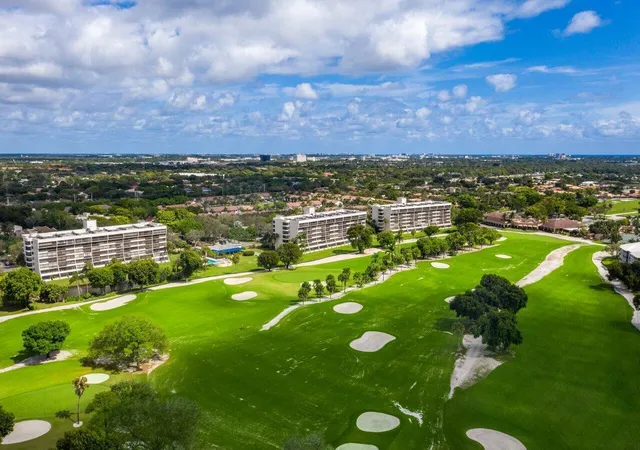 2nd image of 6320 Boca Del Mar Dr #302, Boca Raton, FL 33433 | MLS# B26059593