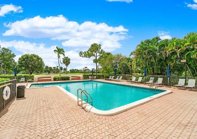 2nd image of 6320 Boca Del Mar Dr, Boca Raton, FL 33433