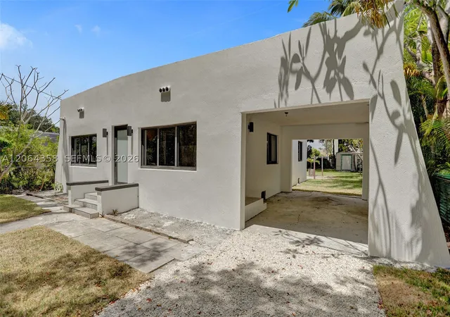 Photo 3 of Single family home for sale at 759 Ne 127th St, North Miami, FL 33161 | MLS# A12064358 | Listing updated on 2026-09-25
