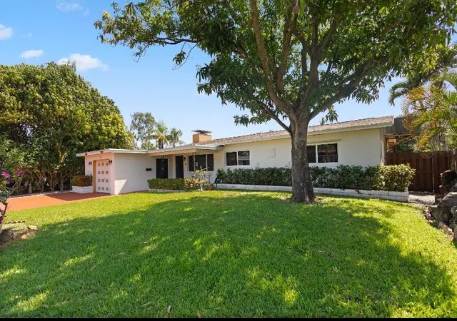 2nd image of 570 Se 2nd Ave, Pompano Beach, FL 33060 | MLS# B26059609
