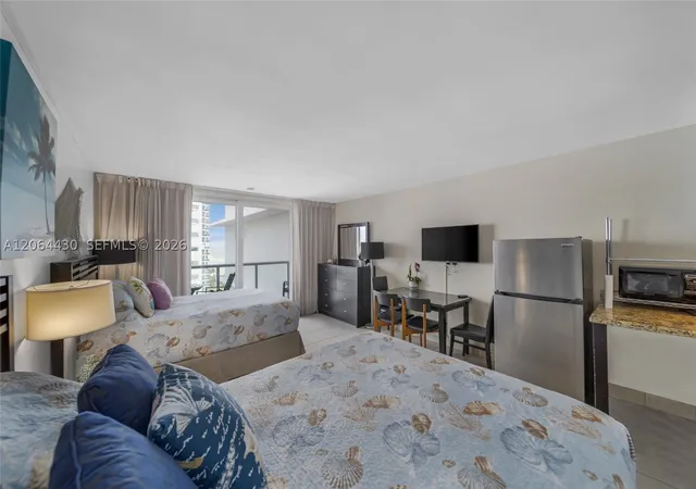 Photo 1 of Condo for sale at 19201 N Collins Ave #1117, Sunny Isles Beach, FL 33160 | MLS# A12064430 | Listing updated on 2026-08-04