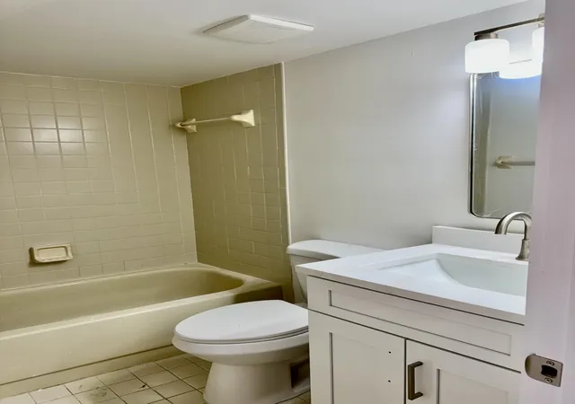 2nd image of 6962 Briarlake Cir, Palm Beach Gardens, FL 33418