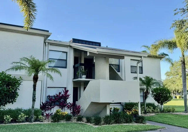1st image of 6962 Briarlake Cir #203, Palm Beach Gardens, FL 33418 | MLS# B26059674