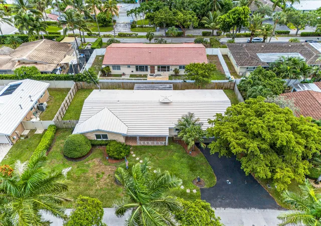 1st image of 2750 Se 3rd St, Pompano Beach, FL 33062 | MLS# B26059717