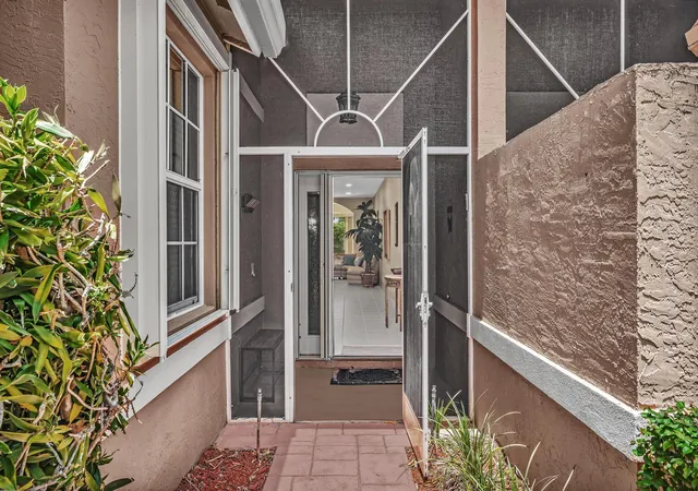 5th image of 5819 Grand Harbour Cir, Boynton Beach, FL 33437 | MLS# B26059730