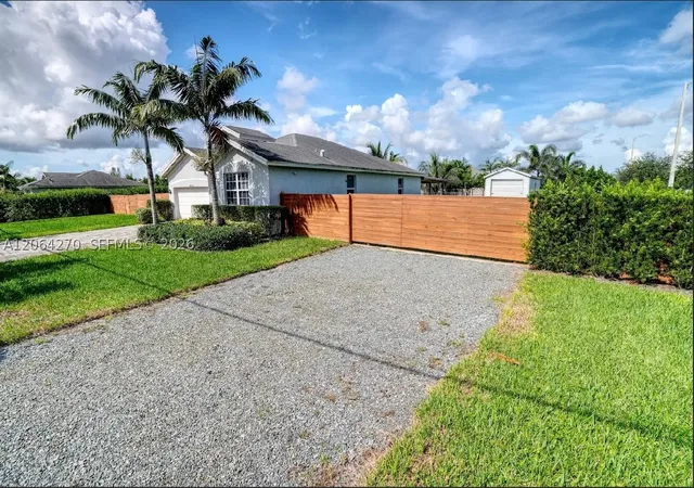 Photo 3 of Single family home for sale at 30600 Sw 193rd Ave, Homestead, FL 33030 | MLS# A12064270 | Listing updated on 2026-08-04