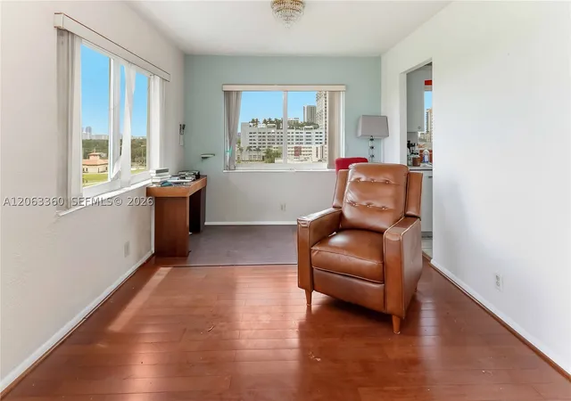 Photo 3 of House for sale at 1700 Pierce St #701, Hollywood, FL 33020 | MLS# A12063360 | Listing updated on 2026-08-25
