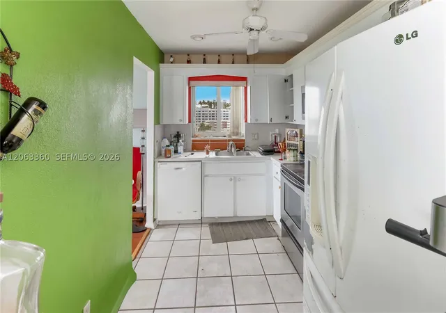Photo 4 of House for sale at 1700 Pierce St #701, Hollywood, FL 33020 | MLS# A12063360 | Listing updated on 2026-08-25