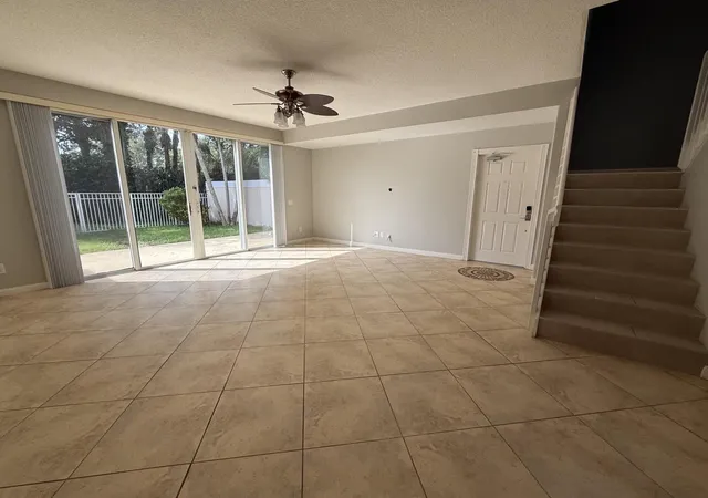 5th image of 230 Fortuna Dr, Palm Beach Gardens, FL 33410 | MLS# B26059793