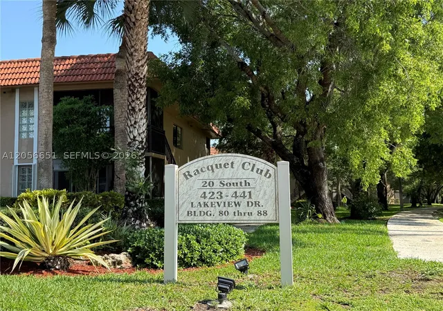 Photo 1 of Condo for sale at 435 Lakeview Dr #201, Weston, FL 33326 | MLS# A12056651 | Listing updated on 2026-09-24