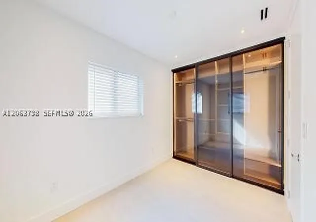 Photo 4 of Single family home for sale at 830 Ne 171St St, North Miami Beach, FL 33162 | MLS# A12063798 | Listing updated on 2026-09-28
