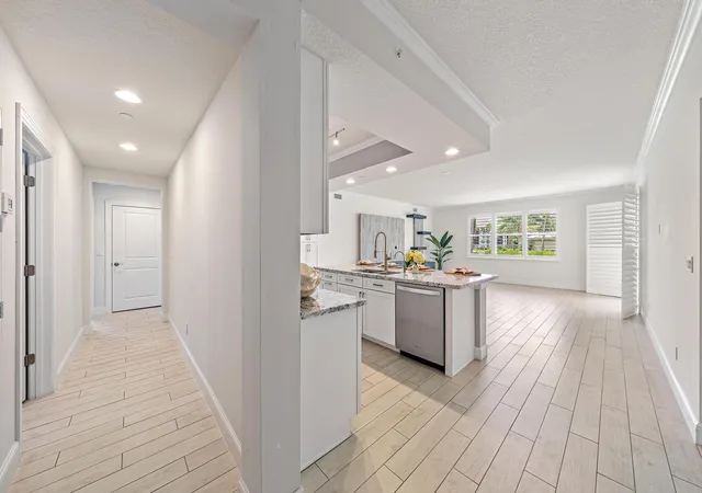 2nd image of 411 Bay Colony Dr N, Juno Beach, FL 33408 | MLS# B26060062