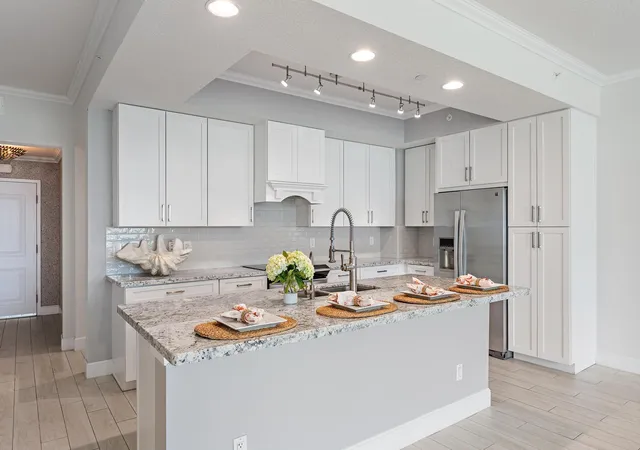 5th image of 411 Bay Colony Dr N, Juno Beach, FL 33408 | MLS# B26060062
