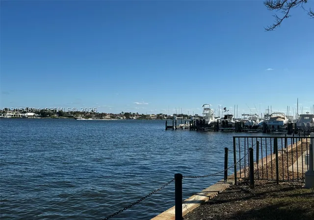 2nd image of 111 Yacht Clb Wy, Hypoluxo, FL 33462