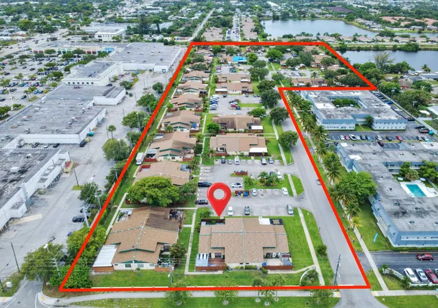 32nd image of 1110 Manor Dr, Palm Springs, FL 33461 | MLS# B26060165