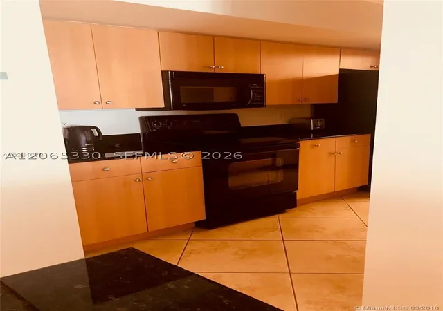 Photo 3 of Condo for sale at 6917 Collins Ave #912, Miami Beach, FL 33141 | MLS# A12065330 | Listing updated on 2026-09-29