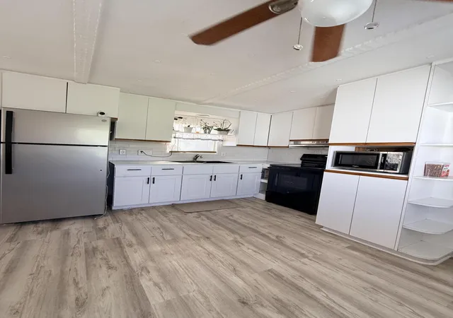 4th image of 3965 Sheraton Cir, Boynton Beach, FL 33436 | MLS# B26060275