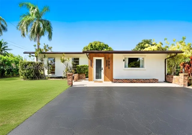 Photo 1 of Single family home for sale at 1905 Nw 62nd Ter, Margate, FL 33063 | MLS# A12065311 | Listing updated on 2026-08-06
