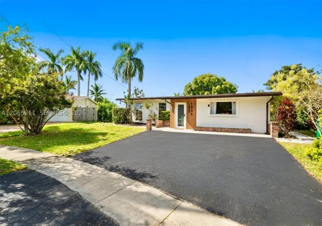 Photo 3 of Single family home for sale at 1905 Nw 62nd Ter, Margate, FL 33063 | MLS# A12065311 | Listing updated on 2026-08-06