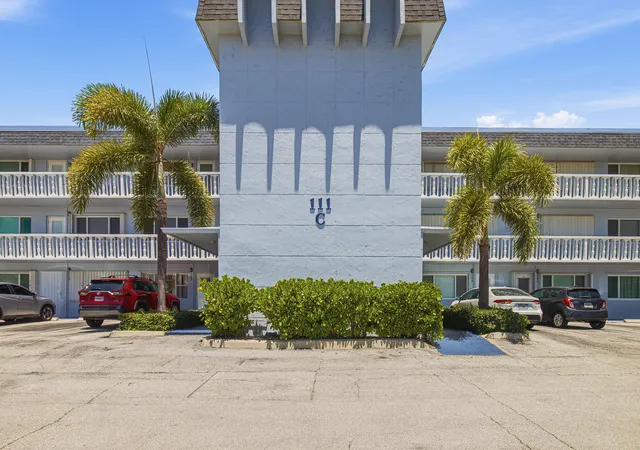 5th image of 111 Doolen Ct #110, North Palm Beach, FL 33408 | MLS# B26060497