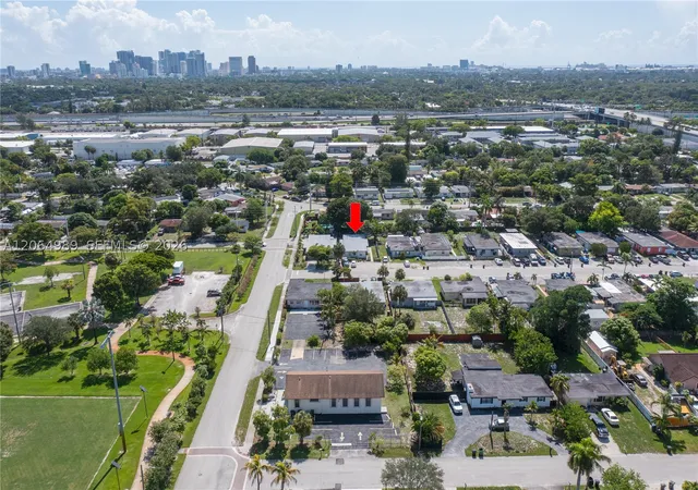 1st image of 1004 Sw 24th Ave, Fort Lauderdale, FL 33312 | MLS# A12064989